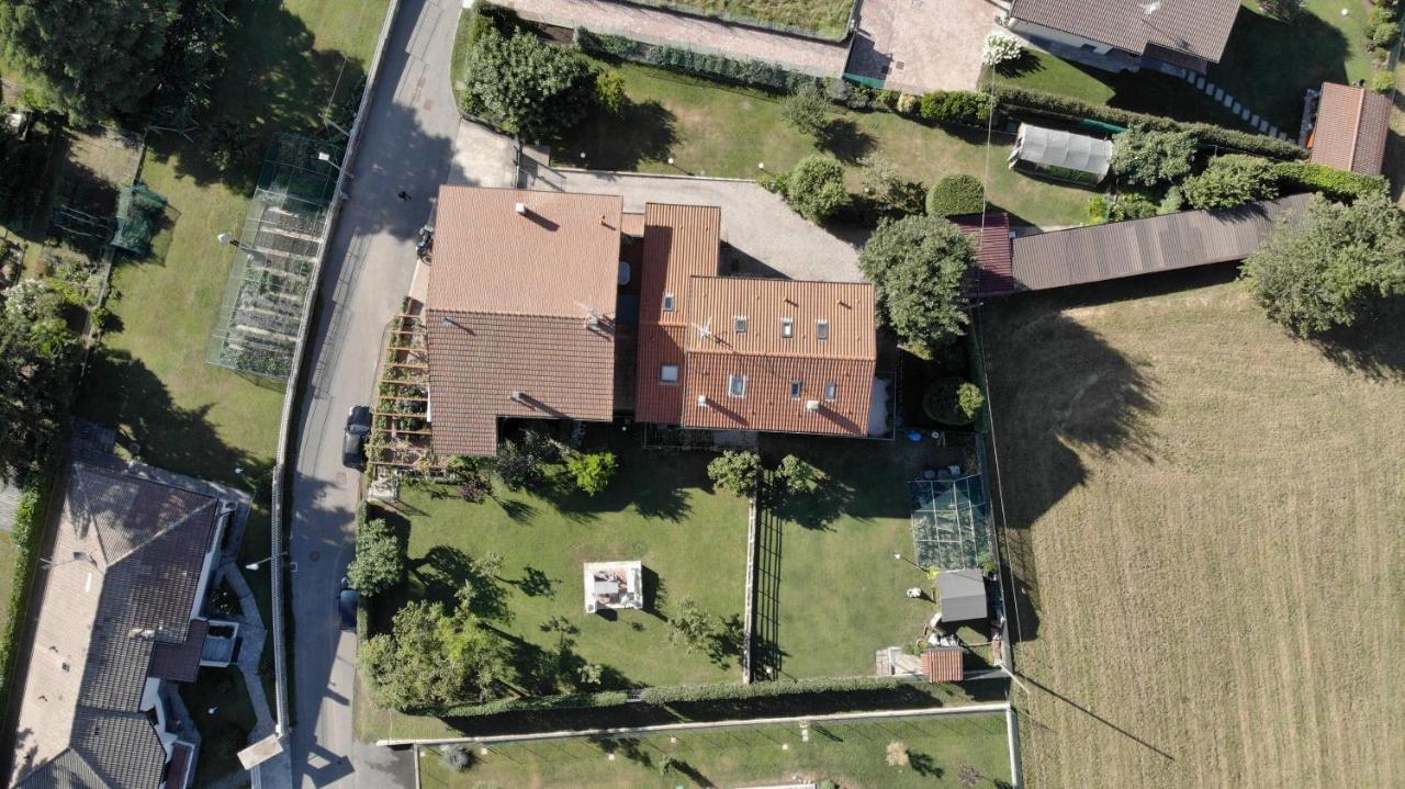 Bed&Breakfast Indi Thelar Villa Guardia Bagian luar foto
