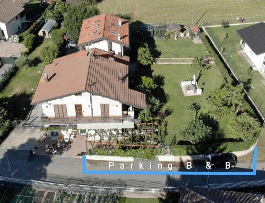 Bed&Breakfast Indi Thelar Villa Guardia Bagian luar foto