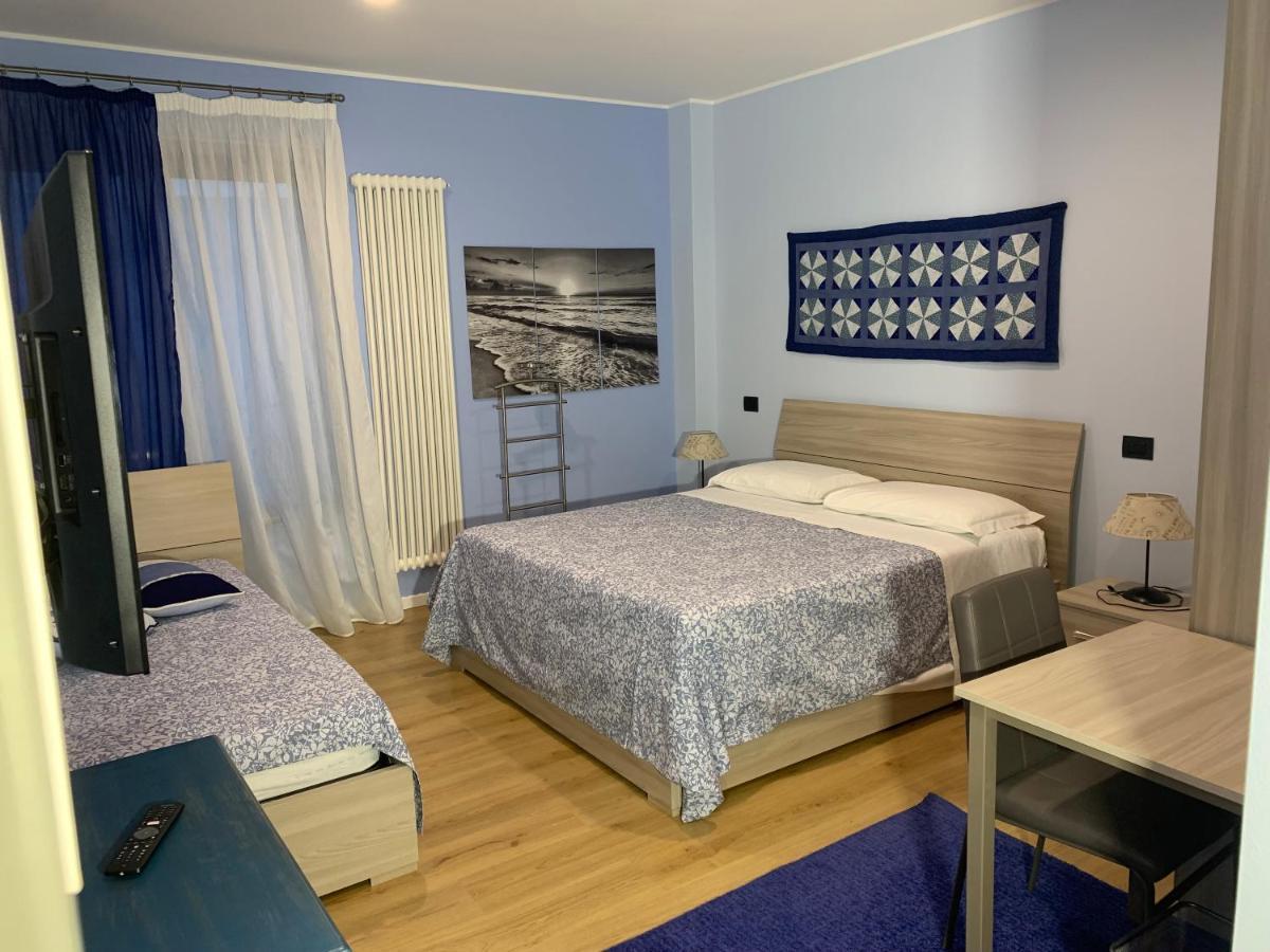 Bed&Breakfast Indi Thelar Villa Guardia Bagian luar foto